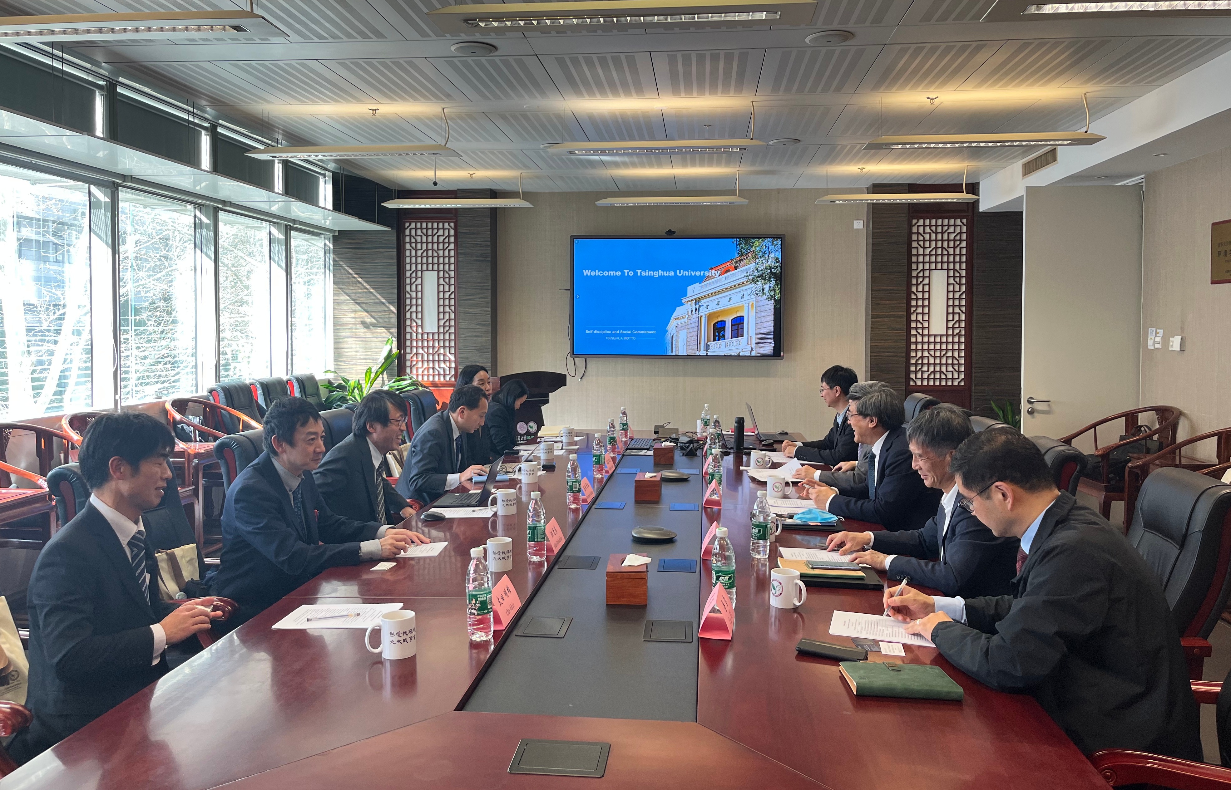 20250322-日本金泽大学代表团访问清华大学-姜爱娜-交流现场.jpg