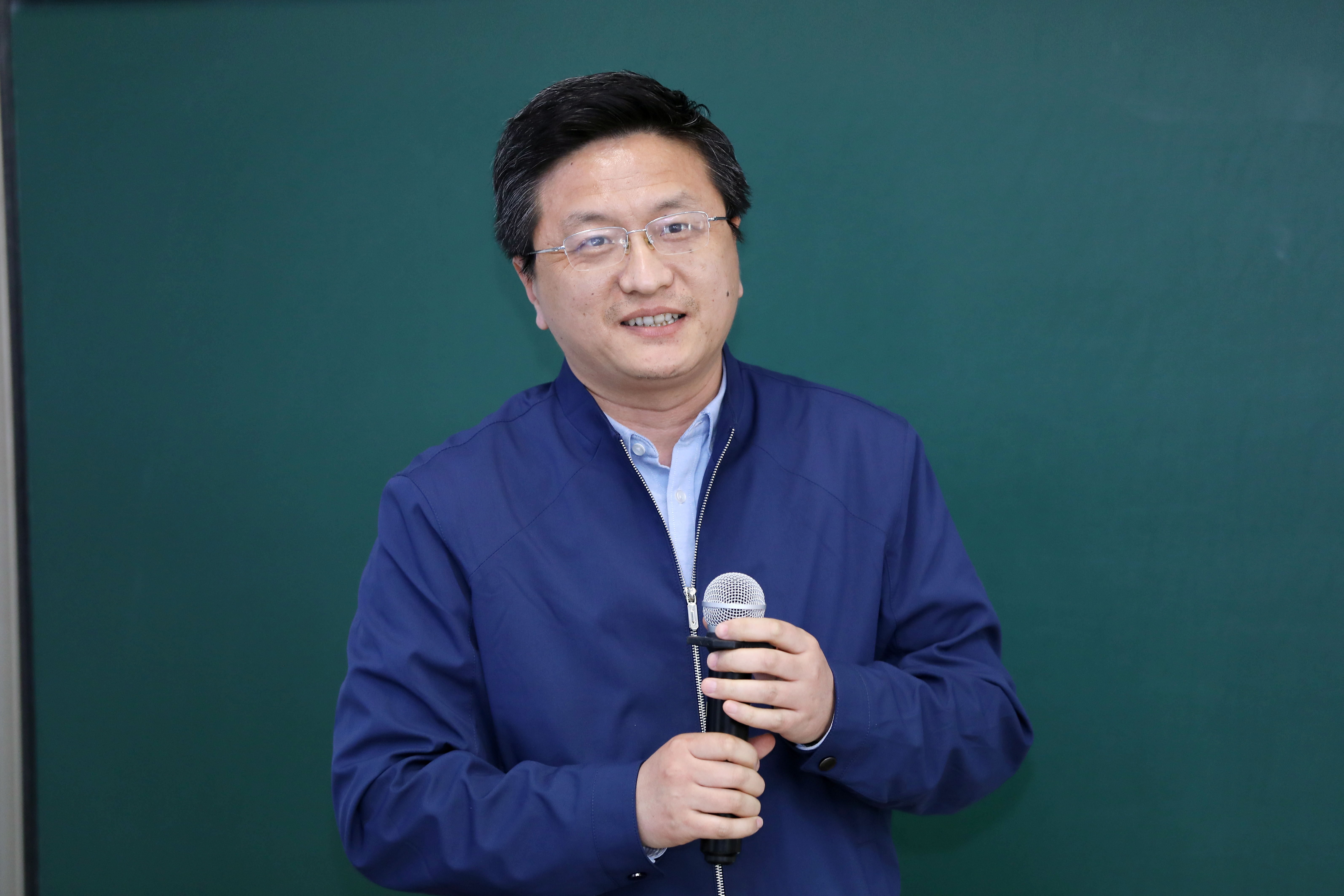20220303-全校教学工作会-周杰-曹文鹏.JPG
